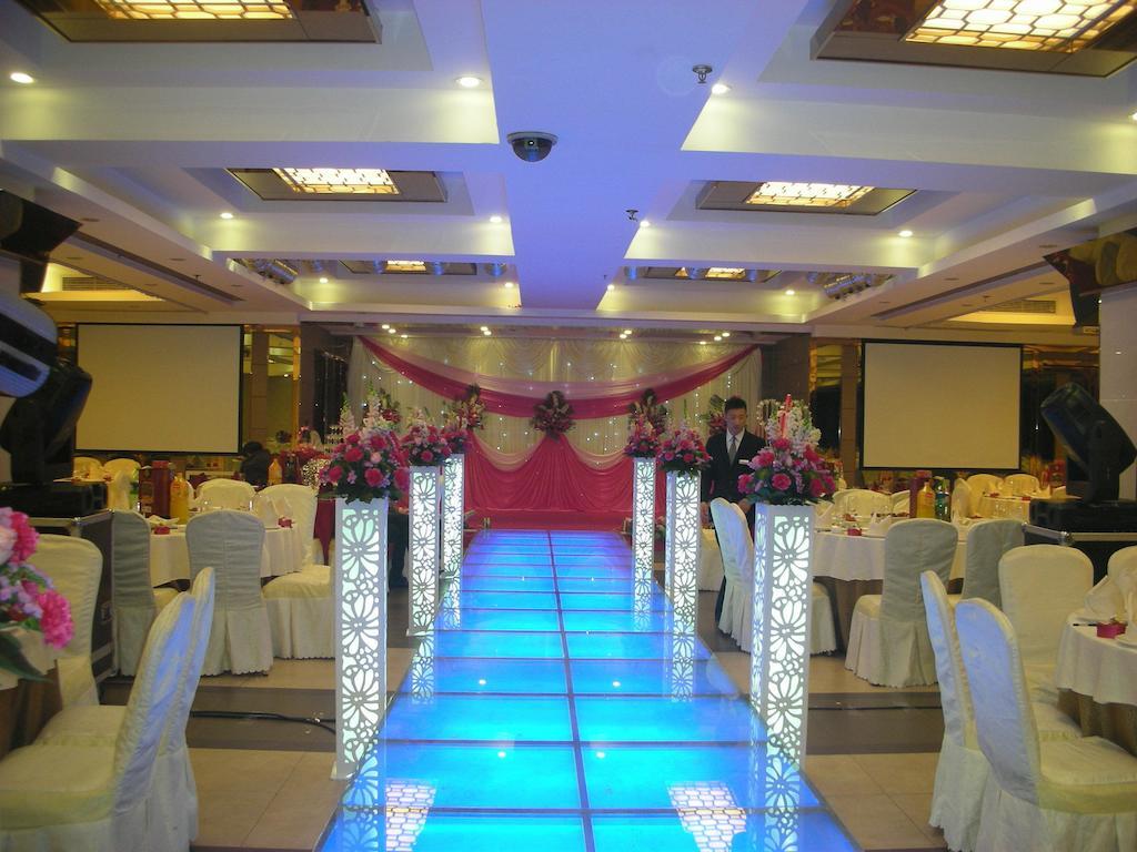 Chengdu Essen International Hotel Exterior photo